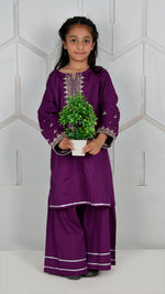 Load image into Gallery viewer, Embroidered Kameez &amp; Sharara
