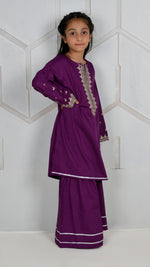 Load image into Gallery viewer, Embroidered Kameez &amp; Sharara
