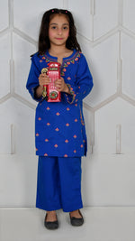 Load image into Gallery viewer, Embroidered Kameez &amp; Trouser
