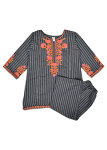 Embroidered Kameez & Flapper