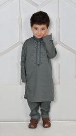 Load image into Gallery viewer, Boy&#39;s Kurta shalwar
