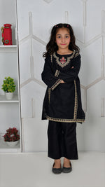 Load image into Gallery viewer, Embroidered Kameez &amp; Trouser
