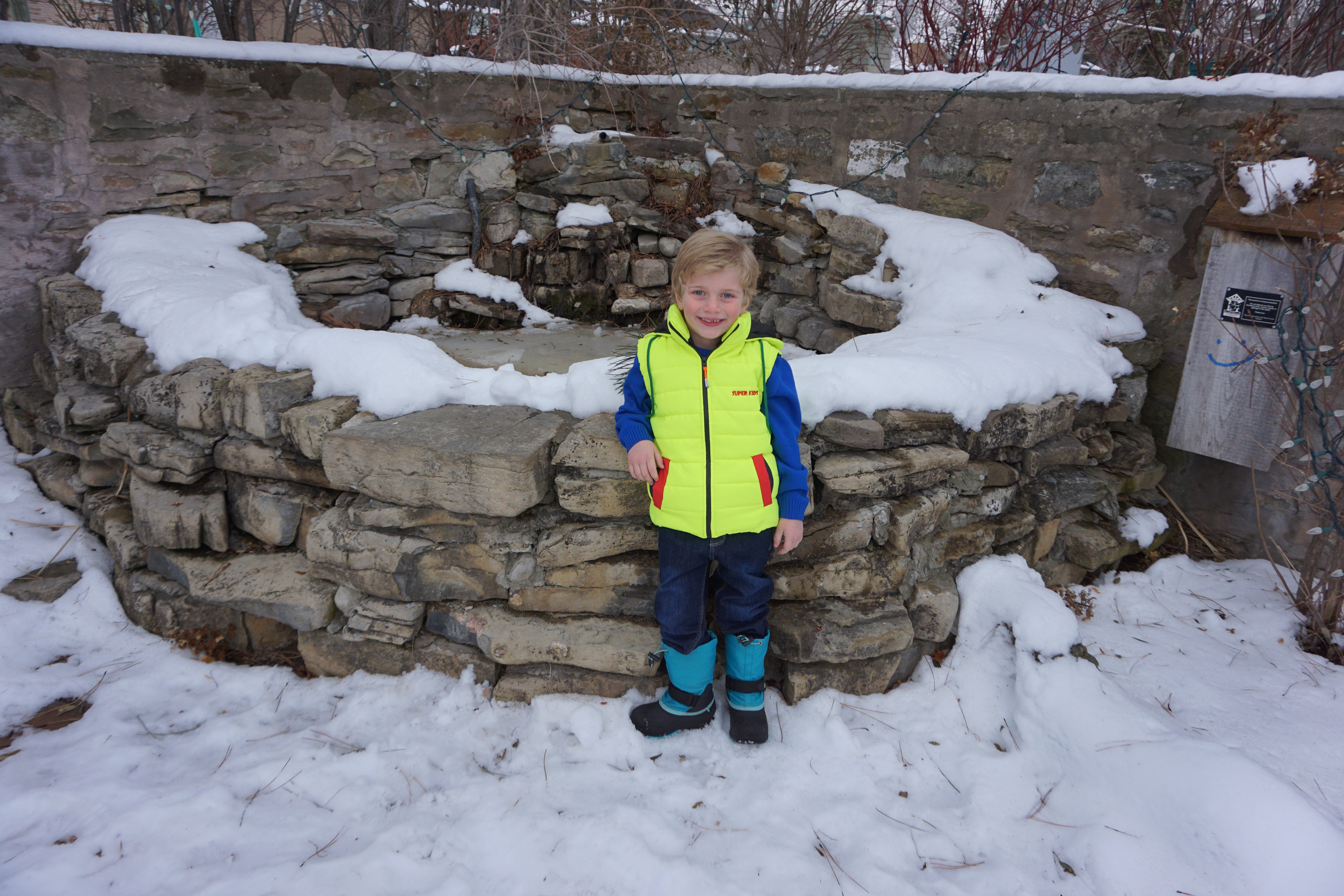 Boy's Sleeveless  Jacket