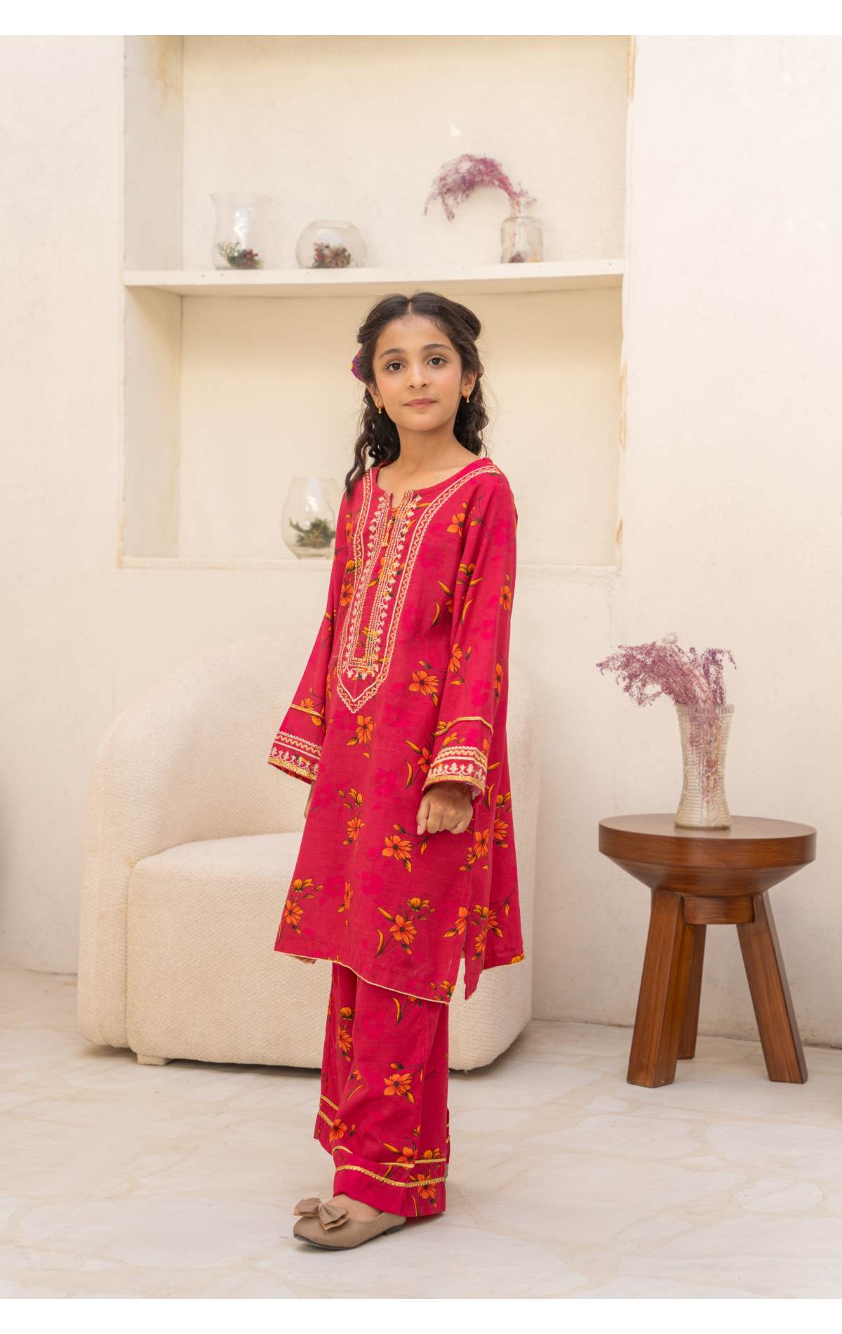Floral Embroidered Kameez With Flapper