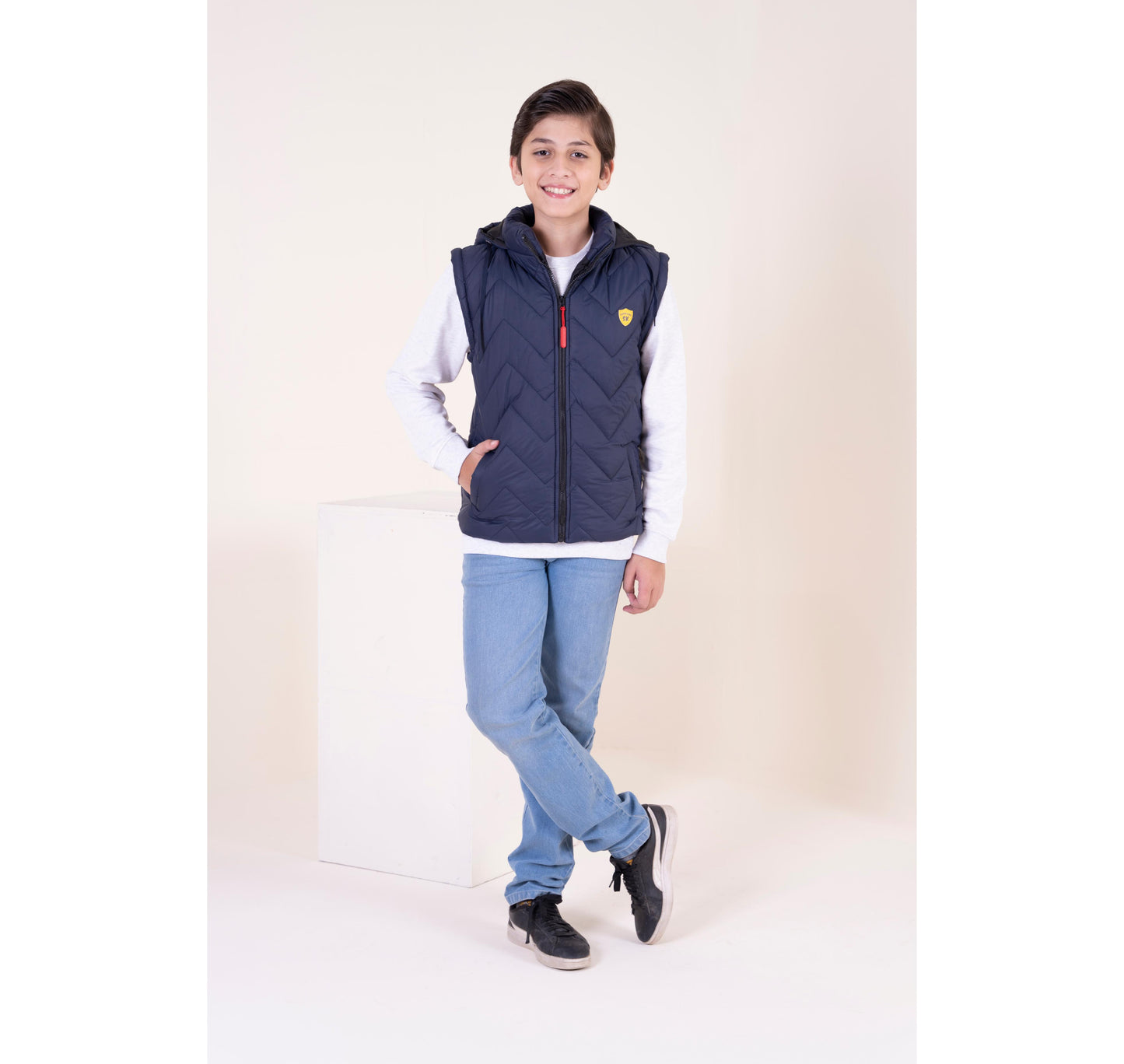 Hooded Sleeveless Puffer Jacket